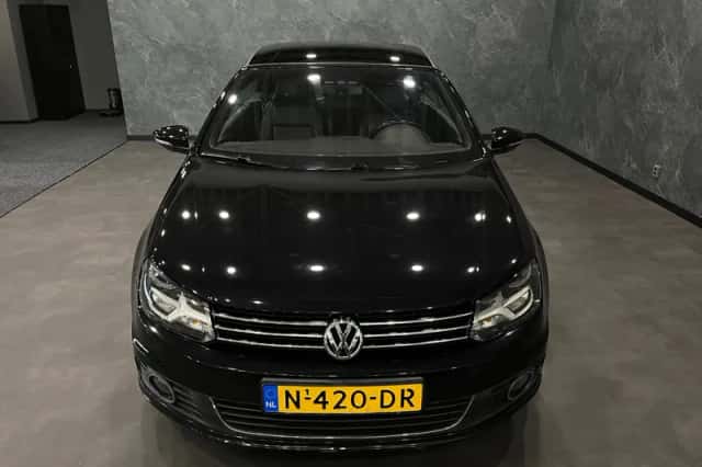 Volkswagen Eos (2011) thumbnail 4