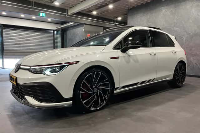 Volkswagen Golf (2021) thumbnail 6