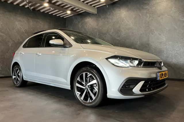 Volkswagen Polo (2023) thumbnail 4
