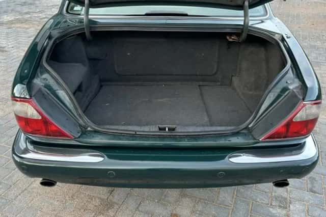 Jaguar Sovereign (1997) thumbnail 5