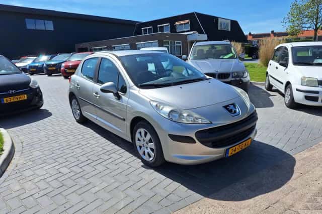 Peugeot 207 (2006) thumbnail 2