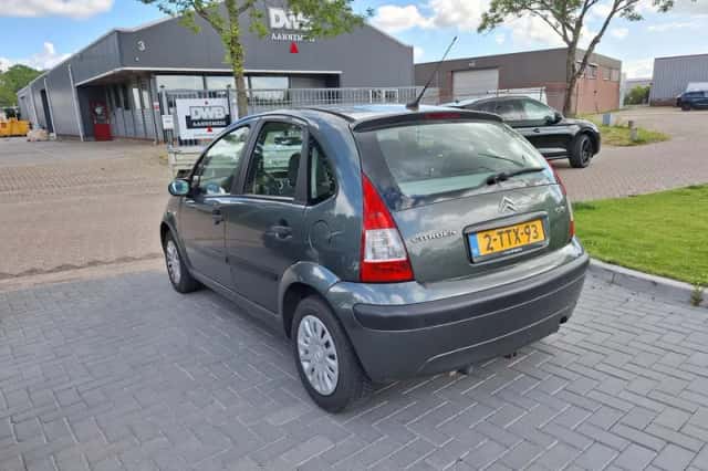 Citroën C3 (2009) thumbnail 4