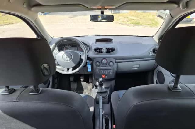 Renault Clio (2007) thumbnail 6