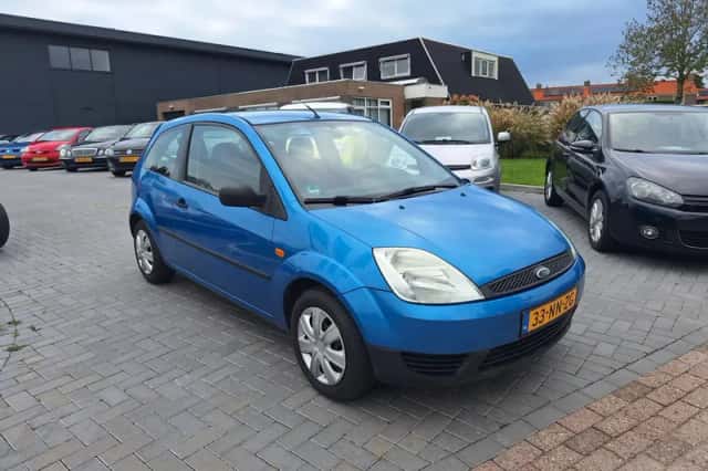 Ford Fiesta (2003) thumbnail 2