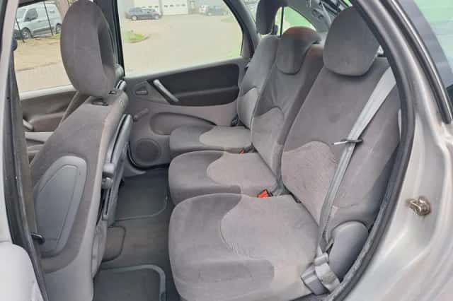 Citroën Xsara Picasso (2005) thumbnail 6