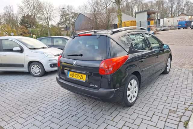Peugeot 207 (2007) thumbnail 3