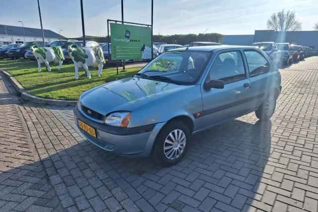Ford Fiesta (2000) thumbnail 5