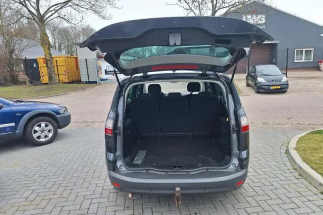 Ford S-Max (2007) thumbnail 5