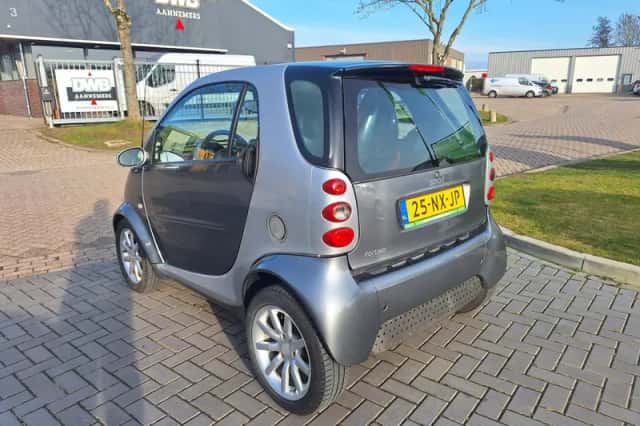 Smart Fortwo (2004) thumbnail 4