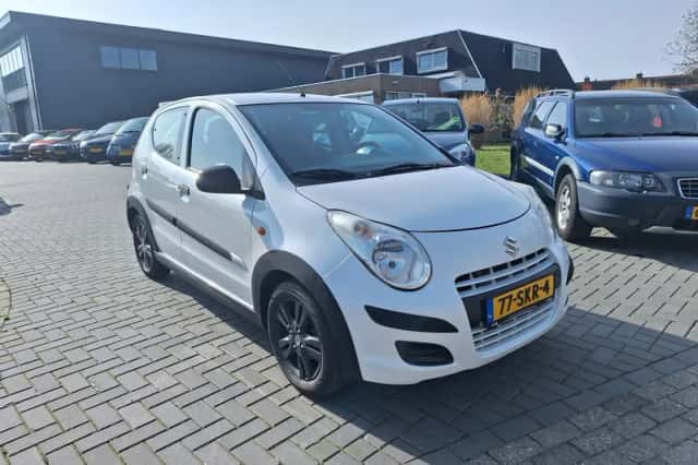 Suzuki Alto (2011) thumbnail 2