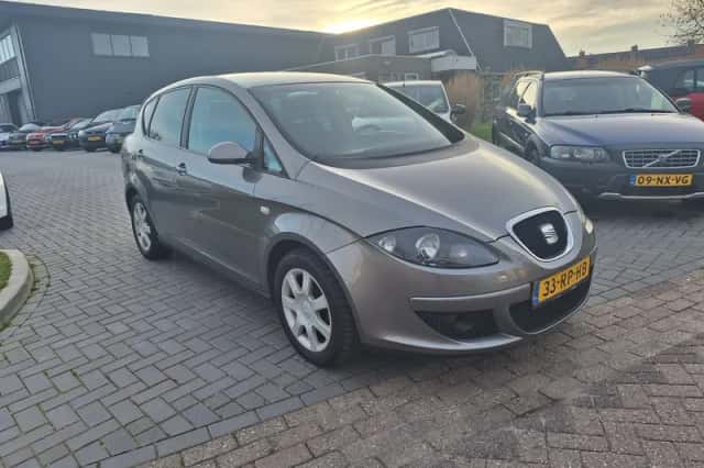 SEAT Toledo (2005) thumbnail 2