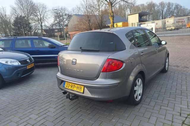 SEAT Toledo (2005) thumbnail 3