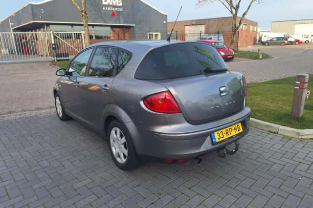 SEAT Toledo (2005) thumbnail 4