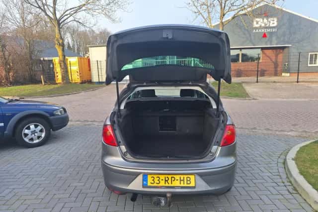 SEAT Toledo (2005) thumbnail 5
