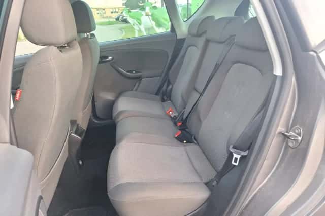 SEAT Toledo (2005) thumbnail 6
