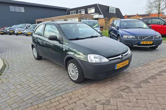 Opel Corsa (2001) thumbnail 2