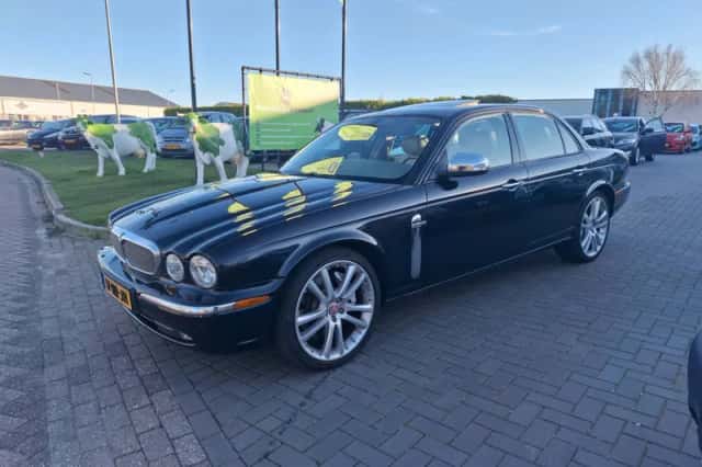Jaguar XJ (2004) thumbnail 1