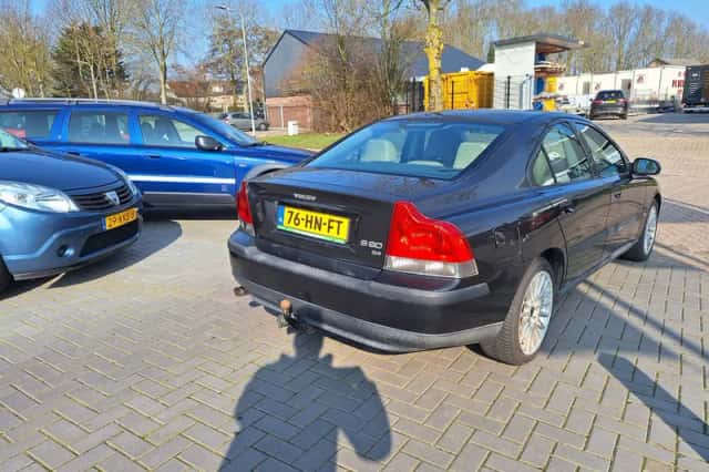 Volvo S60 (2001) thumbnail 3