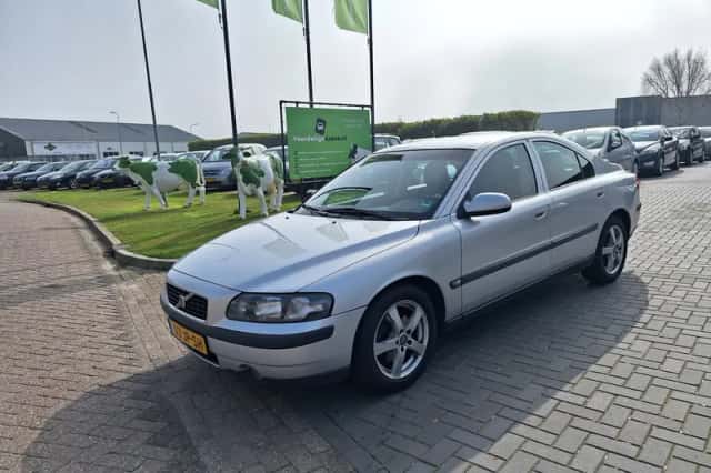 Volvo S60 (2002) thumbnail 1