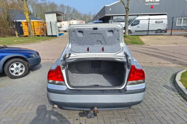 Volvo S60 (2002) thumbnail 5