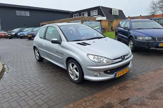 Peugeot 206 (2005) thumbnail 2