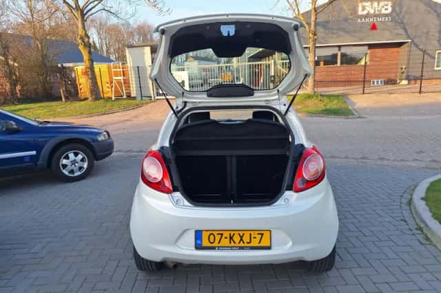 Ford Ka (2010) thumbnail 5