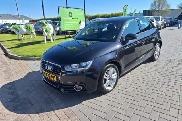 Audi A1 (2012) thumbnail 1