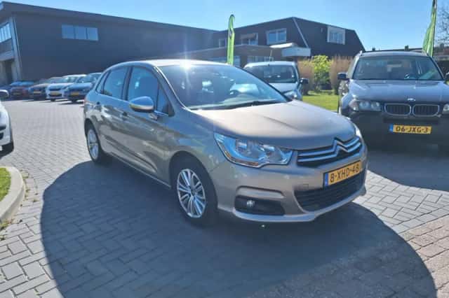 Citroën C4 (2014) thumbnail 2