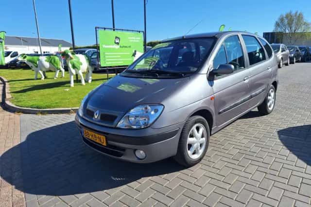 Renault Scénic (2001) thumbnail 1