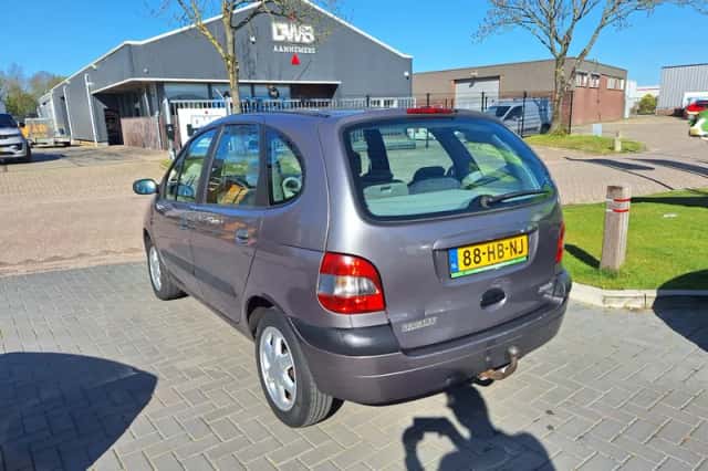 Renault Scénic (2001) thumbnail 4