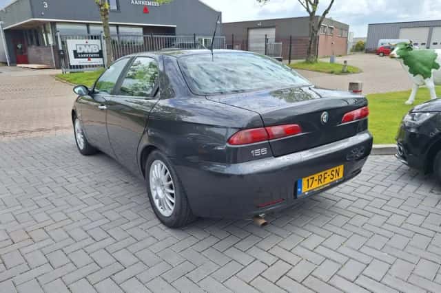 Alfa Romeo 156 (2005) thumbnail 4