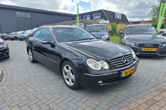 Mercedes-Benz CLK-Klasse (2002) thumbnail 2