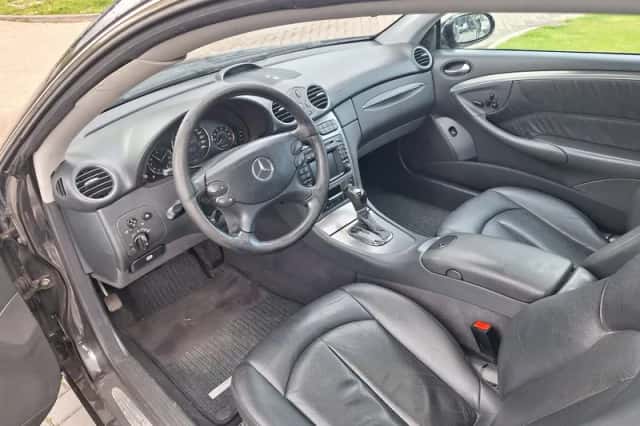 Mercedes-Benz CLK-Klasse (2002) thumbnail 6