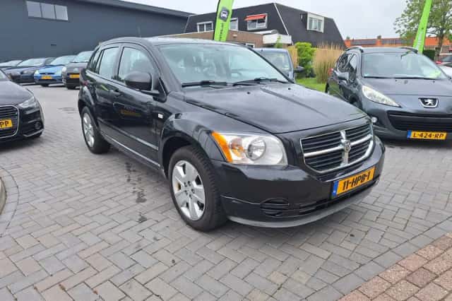 Dodge Caliber (2009) thumbnail 2