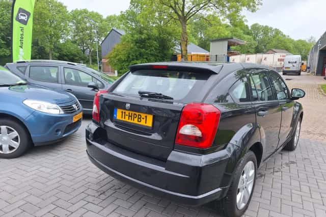 Dodge Caliber (2009) thumbnail 3