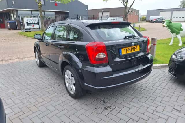 Dodge Caliber (2009) thumbnail 4