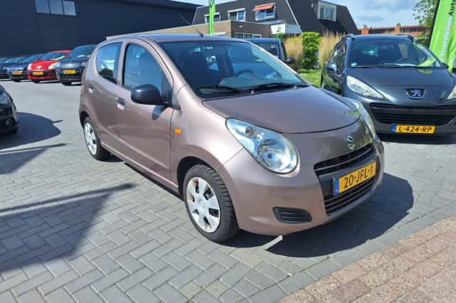Suzuki Alto (2009) thumbnail 2