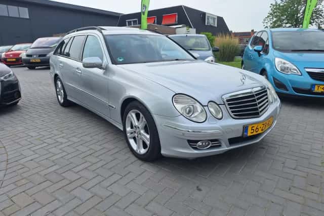 Mercedes-Benz E-Klasse (2006) thumbnail 2