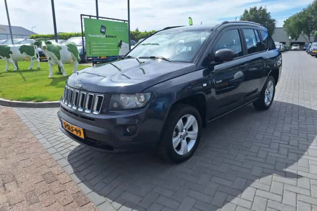 Jeep Compass (2013) thumbnail 1