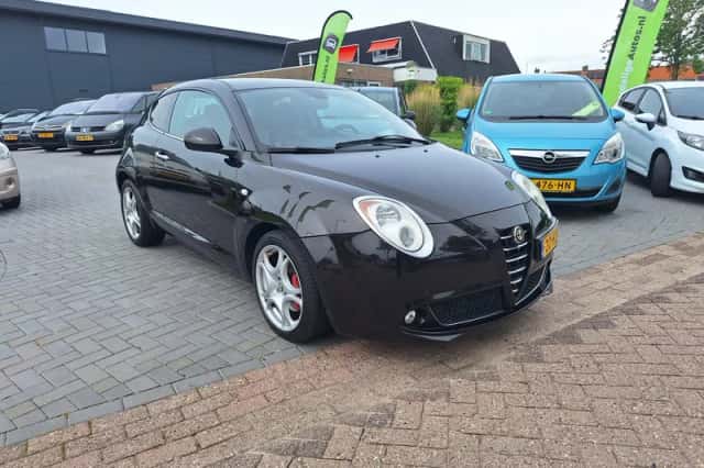 Alfa Romeo Mito (2008) thumbnail 2