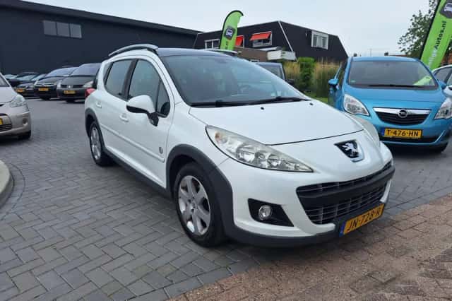 Peugeot 207 (2010) thumbnail 2