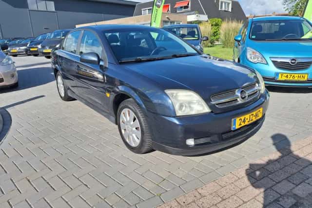 Opel Vectra (2002) thumbnail 2