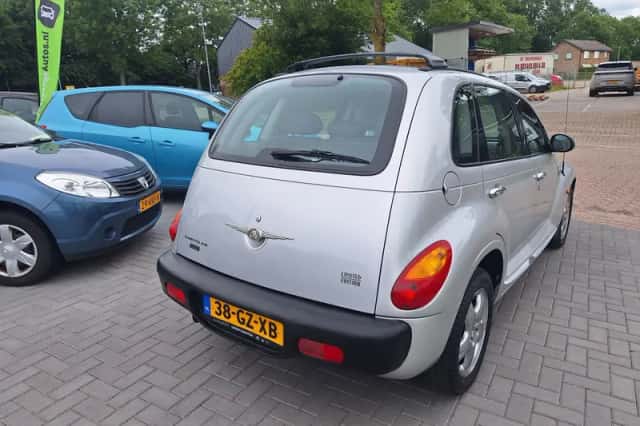 Chrysler PT Cruiser (2001) thumbnail 4