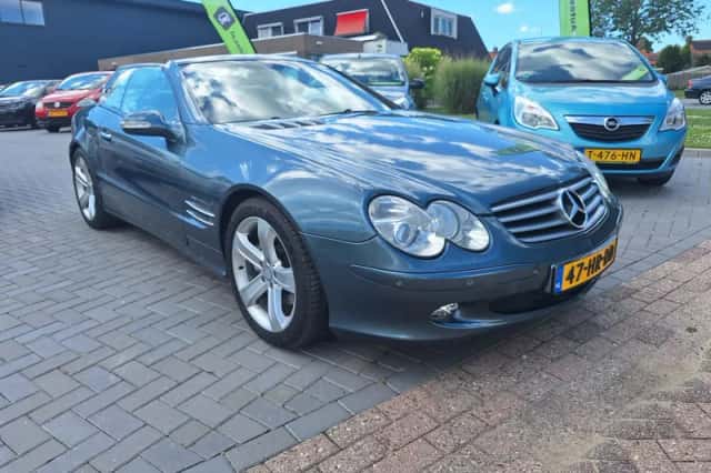 Mercedes-Benz SL-Klasse (2001) thumbnail 2