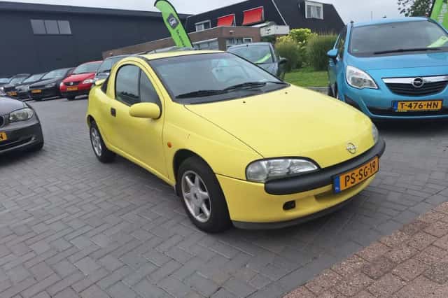 Opel Tigra (1996) thumbnail 2