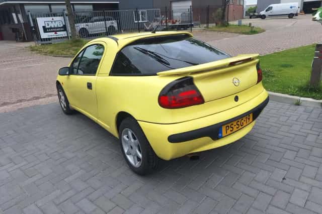 Opel Tigra (1996) thumbnail 4