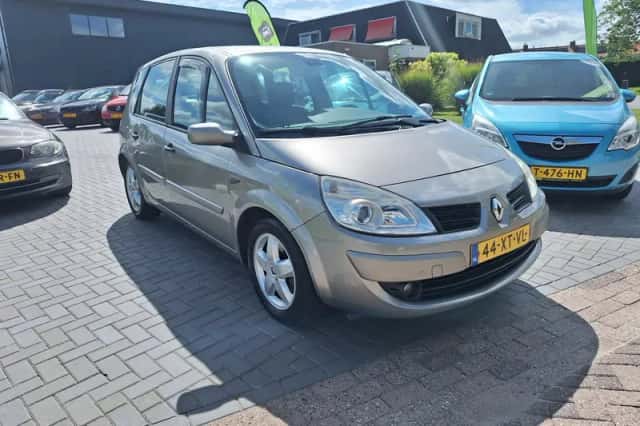 Renault Scénic (2007) thumbnail 2