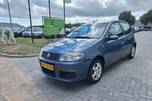 Fiat Punto (2004) thumbnail 1