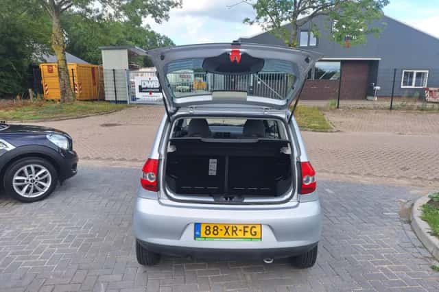 Volkswagen Fox (2007) thumbnail 5