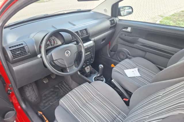 Volkswagen Fox (2008) thumbnail 5